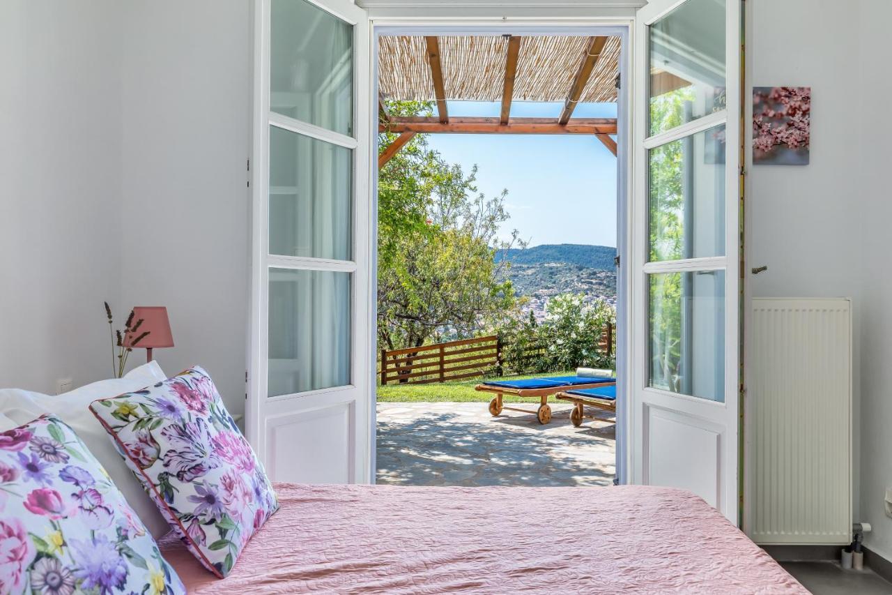 Villa Rodia With Swimming Pool On Skopelos Island エクステリア 写真